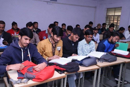 Rajasthan Swayat Shasan P.G. Mahavidyalaya Classroom(1)