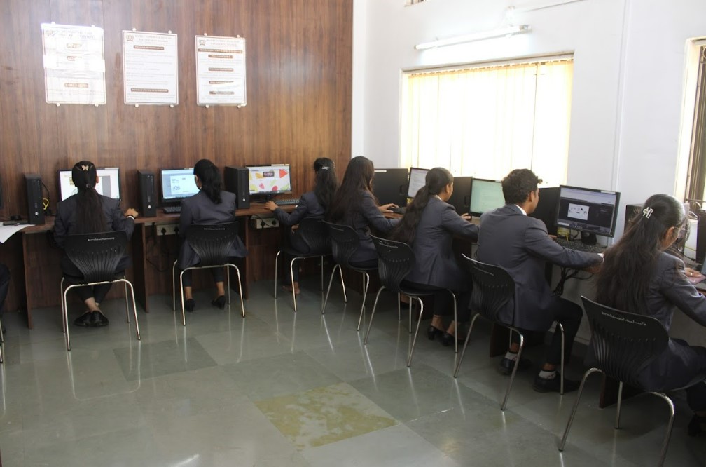 Rajeev Gandhi College of Management Studies Labs(1)
