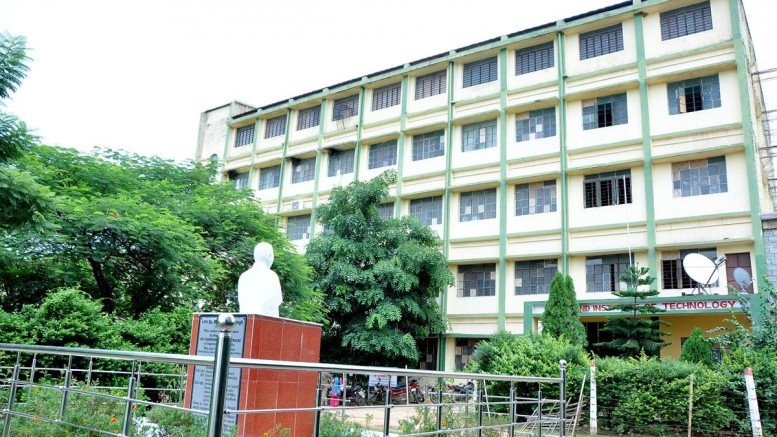 Ramgovind Institute of Technology Campus Building