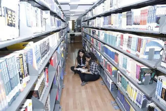 Saraswati College of Engineering Kharghar Library