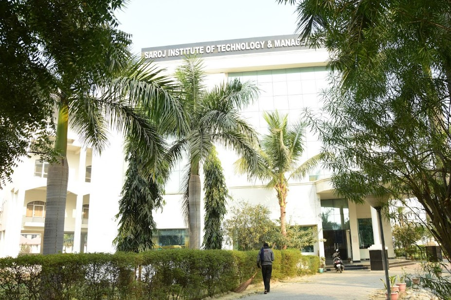 Saroj Institute of Technology and Management Campus Building(2)