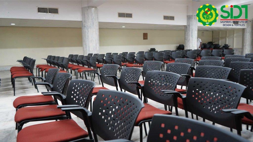 SASMIRA's Institute of Design and Textiles Auditorium(2)