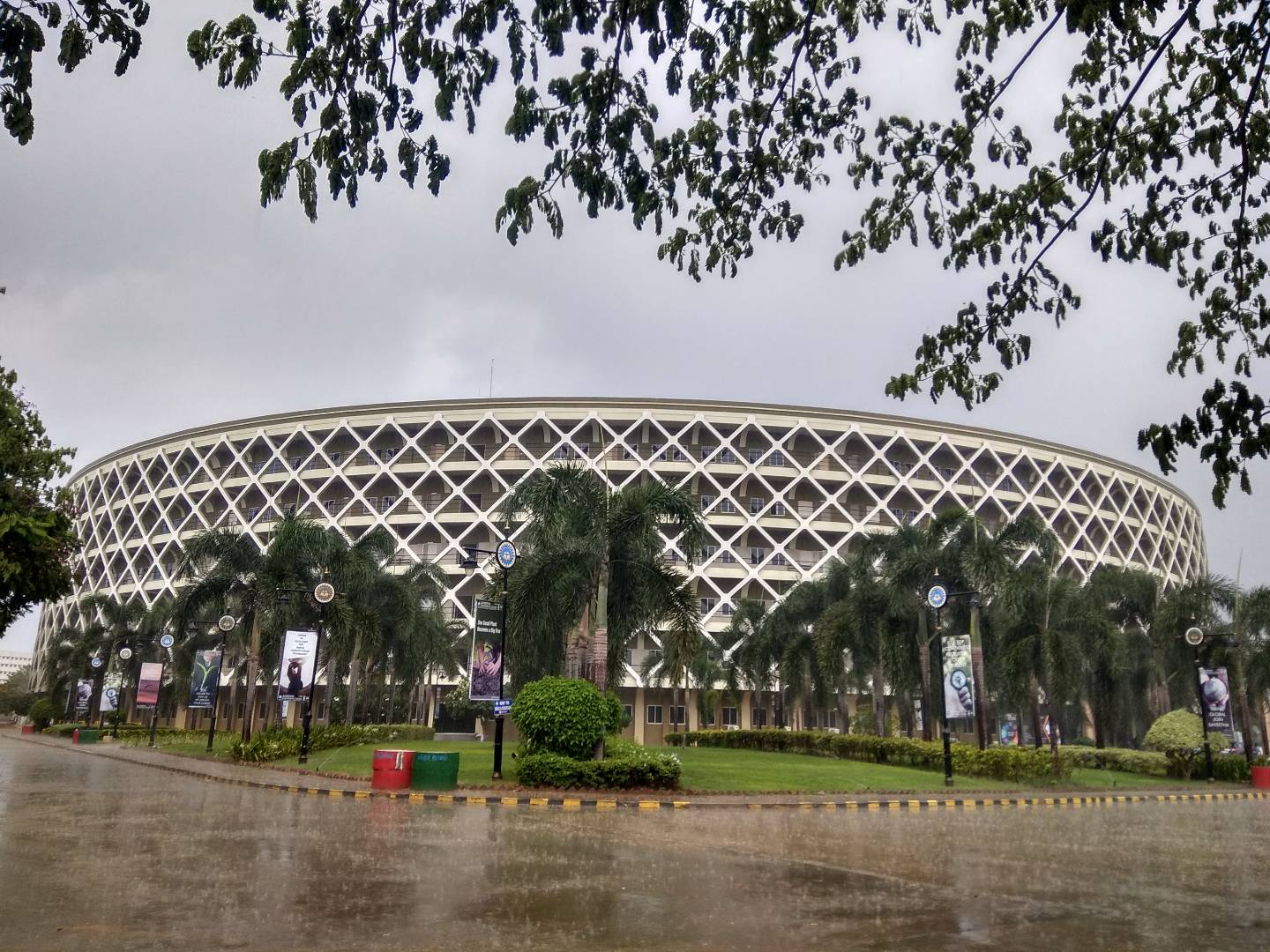 Saveetha Engineering College Campus Building(2)