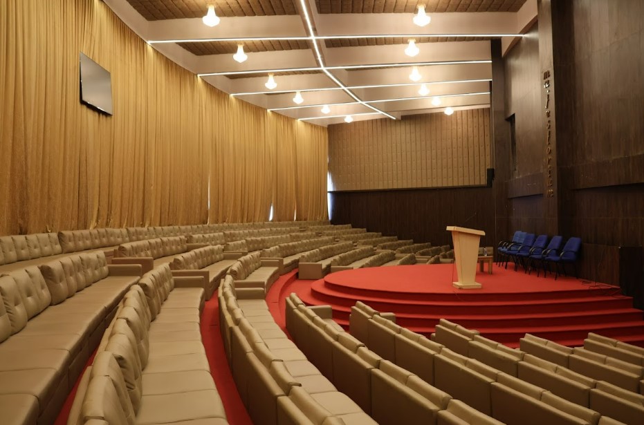 Saveetha Engineering College Auditorium(2)