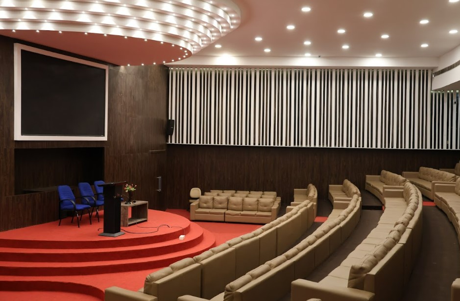 Saveetha Engineering College Auditorium(4)