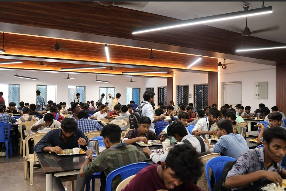 Saveetha Engineering College Cafeteria / Mess
