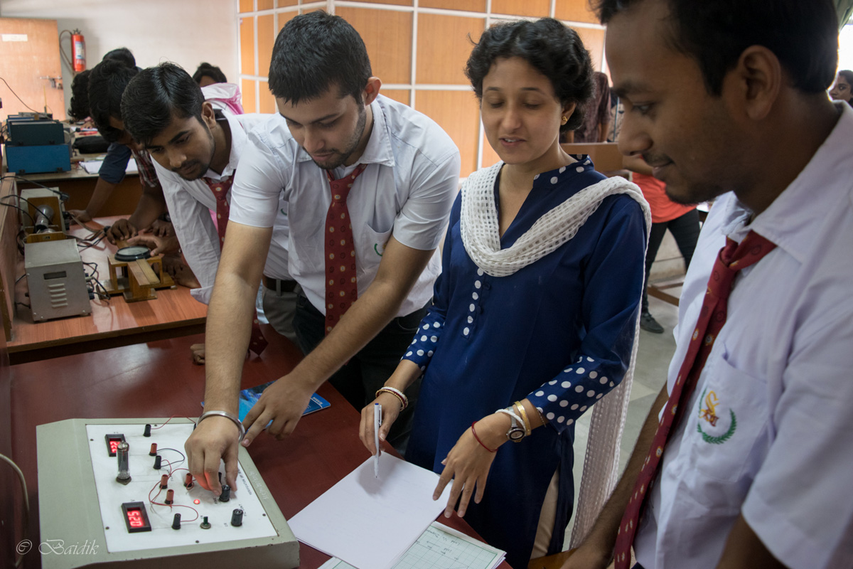 Seacom Group of Colleges Labs