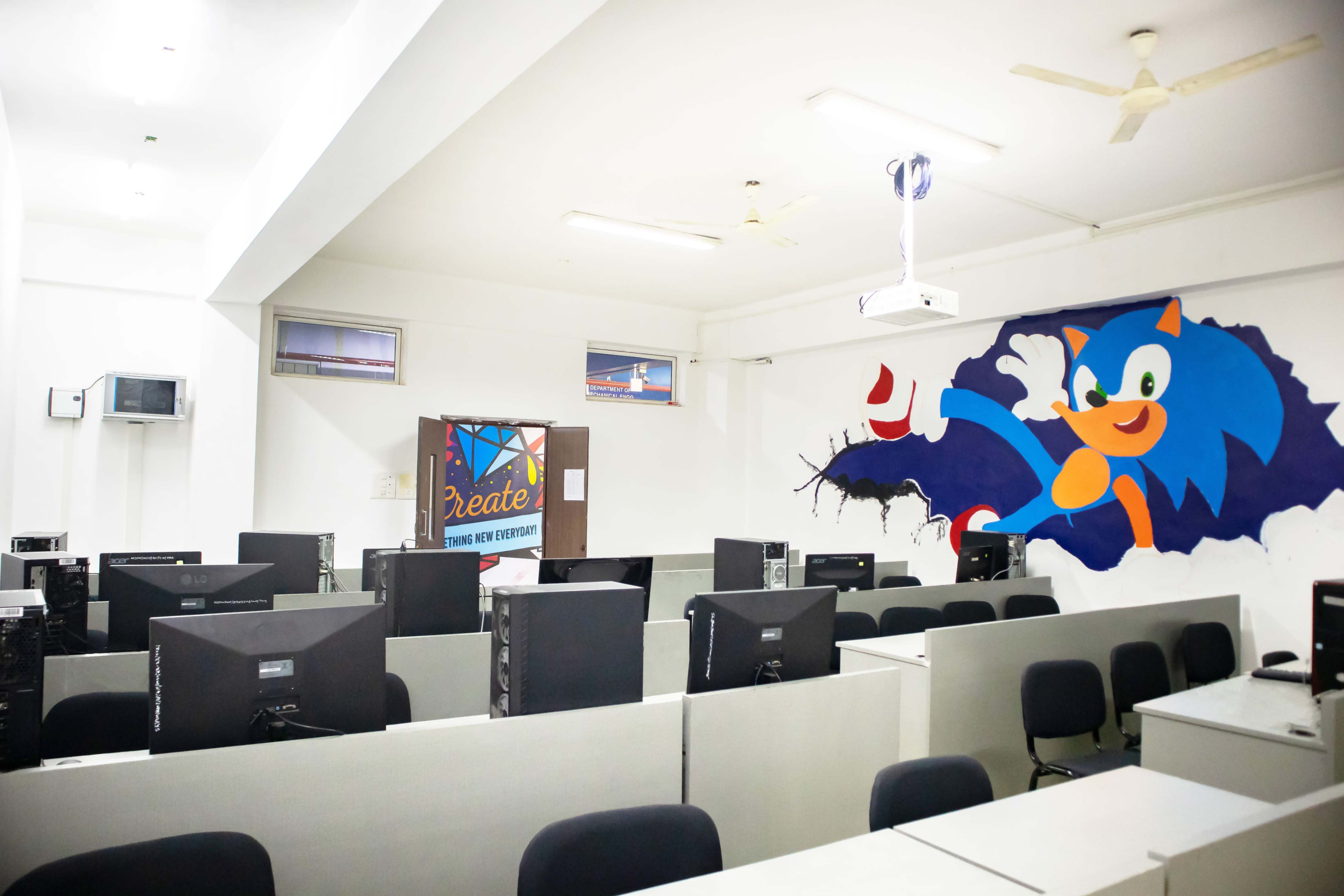 Ajeenkya DY Patil University Seamedu Labs(8)