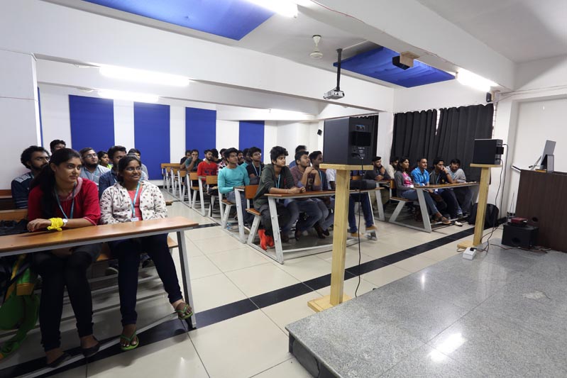 Ajeenkya DY Patil University Seamedu Classroom(1)