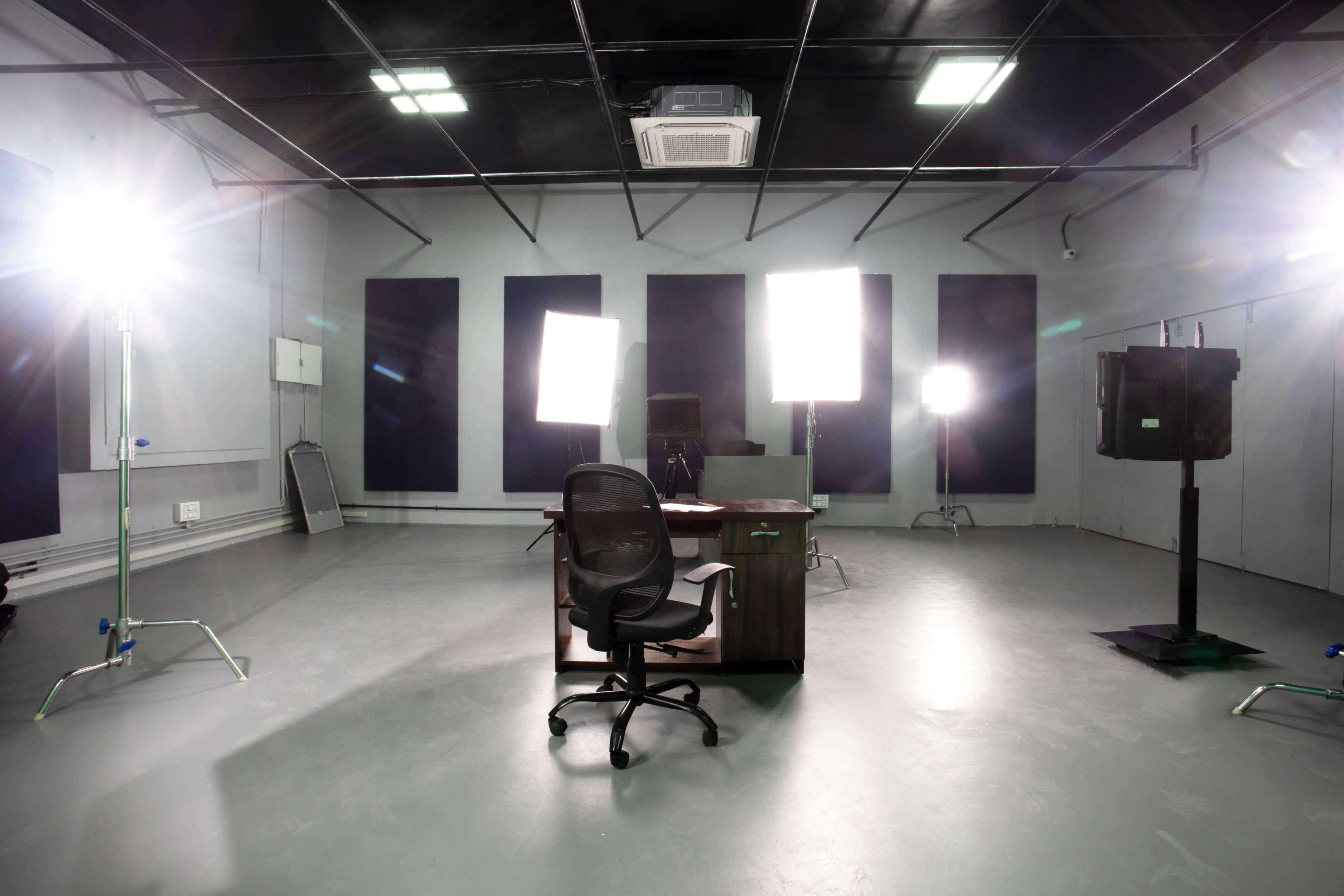 Ajeenkya DY Patil University Seamedu Classroom(3)