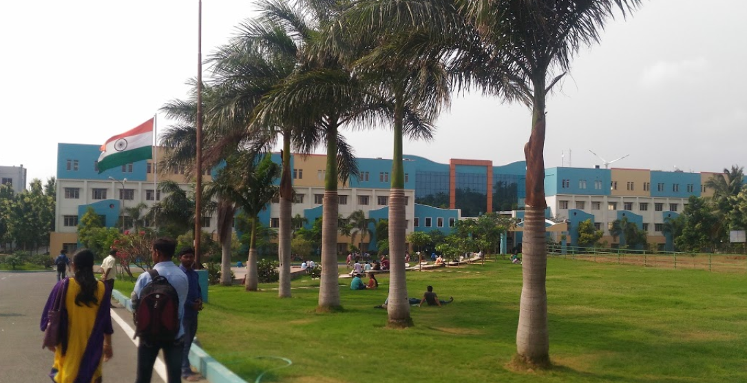 SECE - Sri Eshwar College of Engineering Campus View(1)