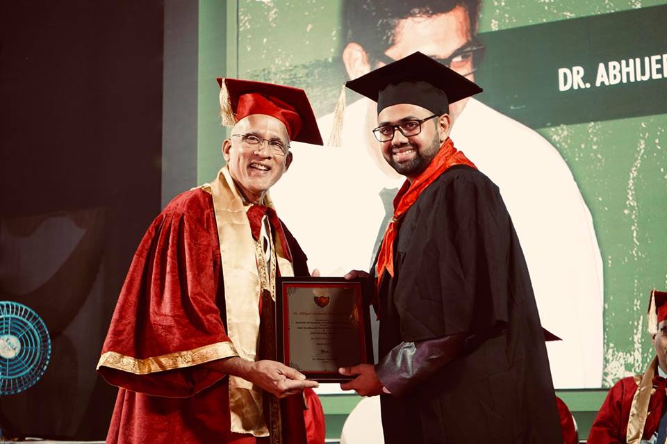 Seth G S Medical College Convocation
