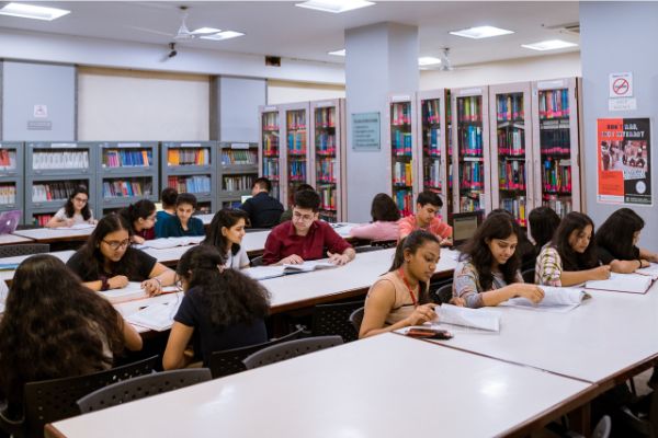 Shobhaben Pratapbhai Patel School of Pharmacy and Technology Management Library