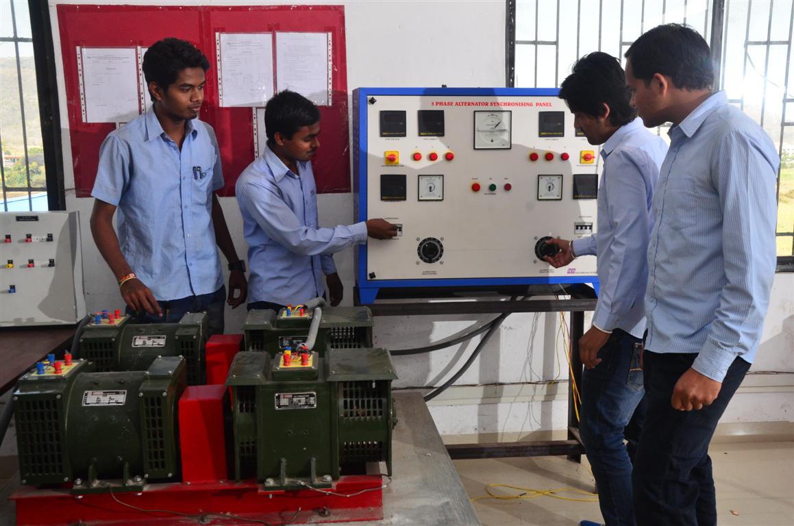 Shreeyash College of Engineering and Technology Labs(2)