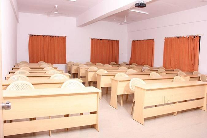 Shreeyash College of Engineering and Technology Classroom