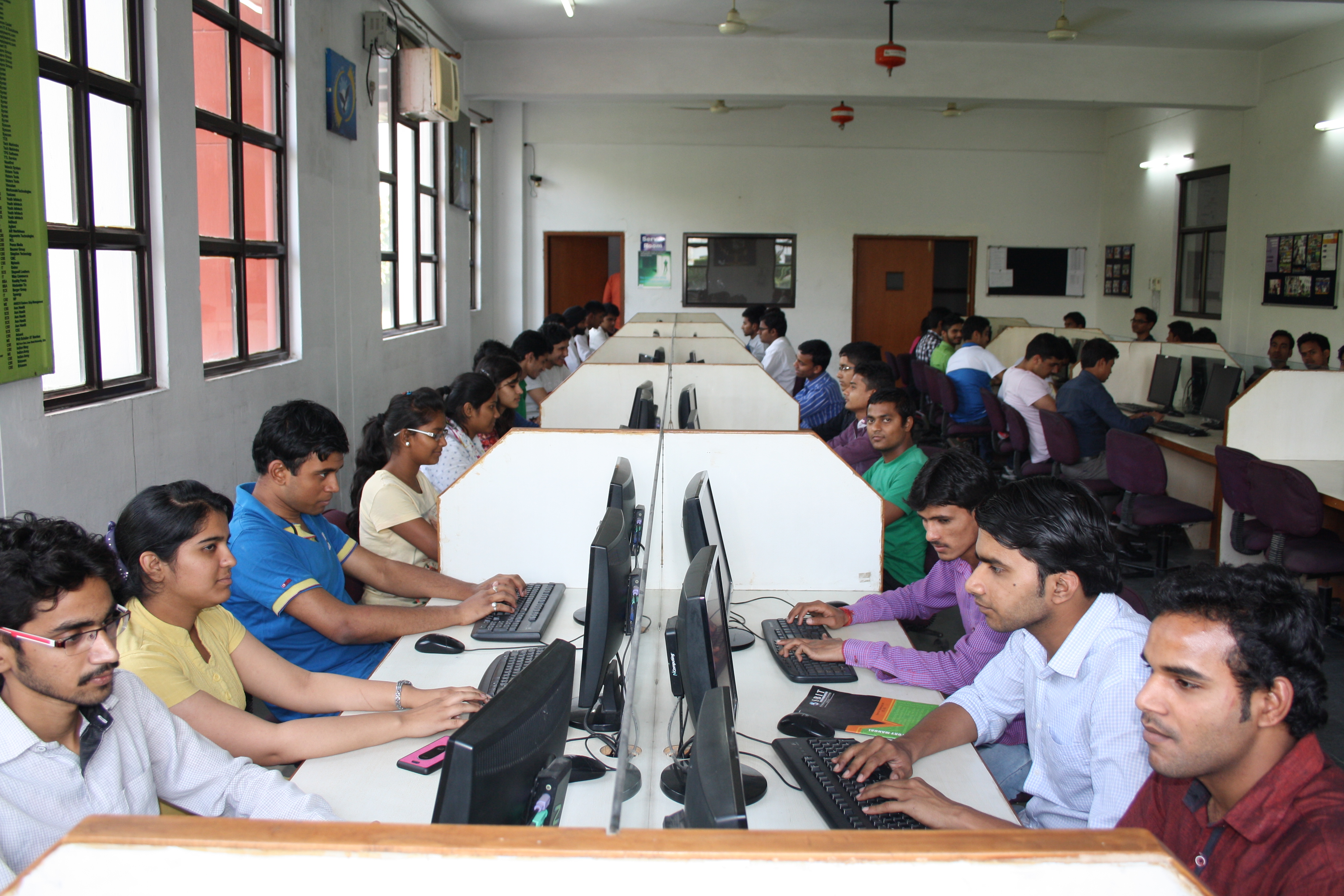 Shri Balwant Institute of Technology Labs(4)