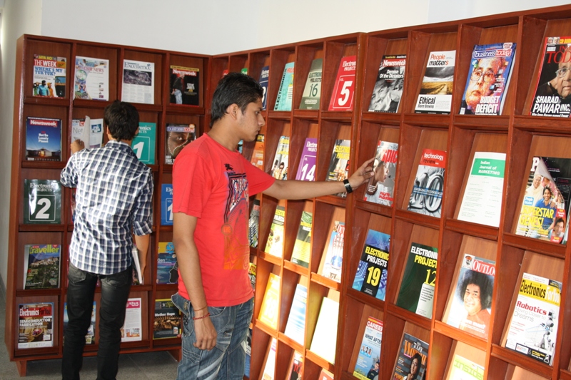 Shri Balwant Institute of Technology Library(3)