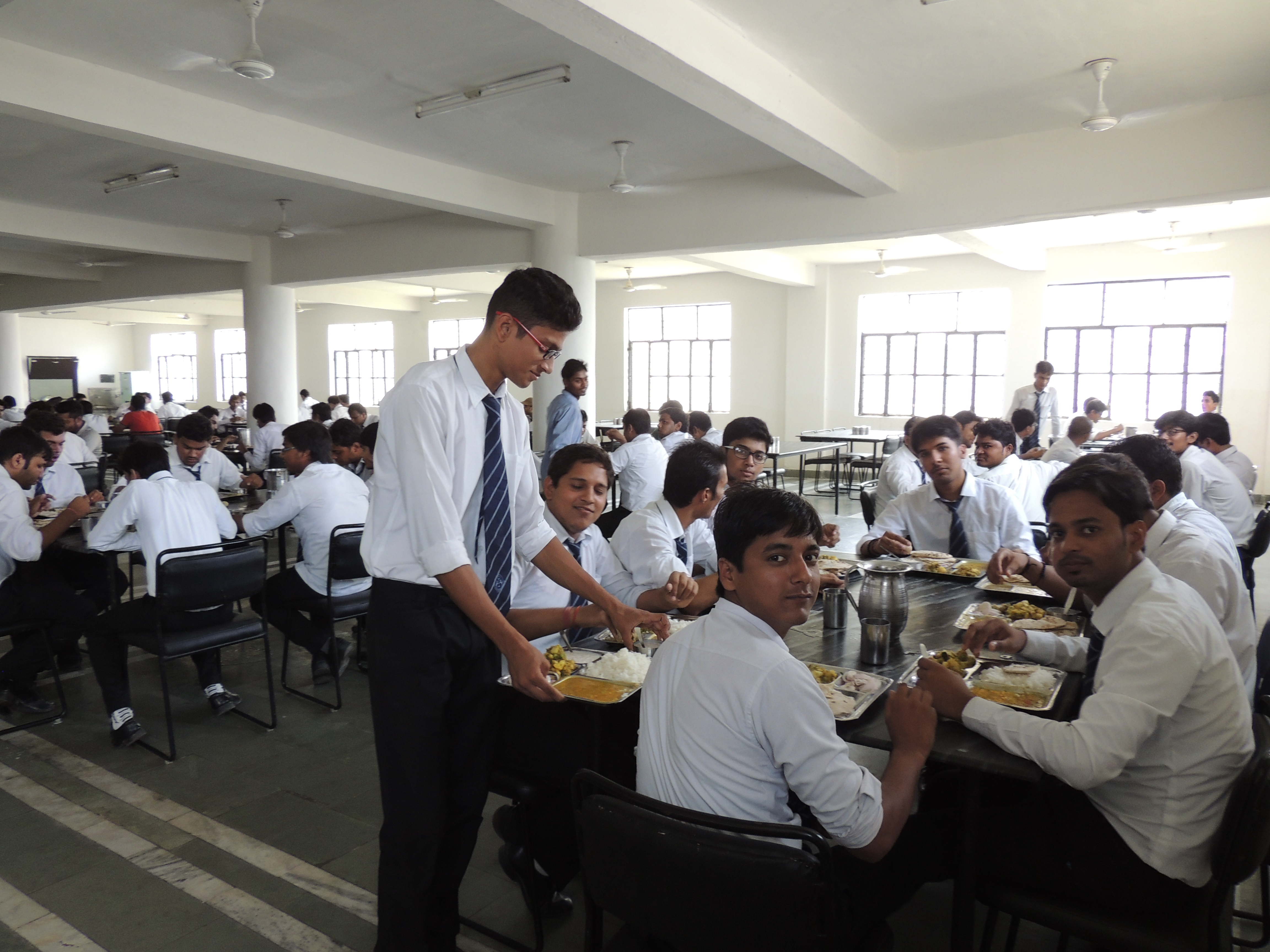 SRMSCET Cafeteria / Mess(2)