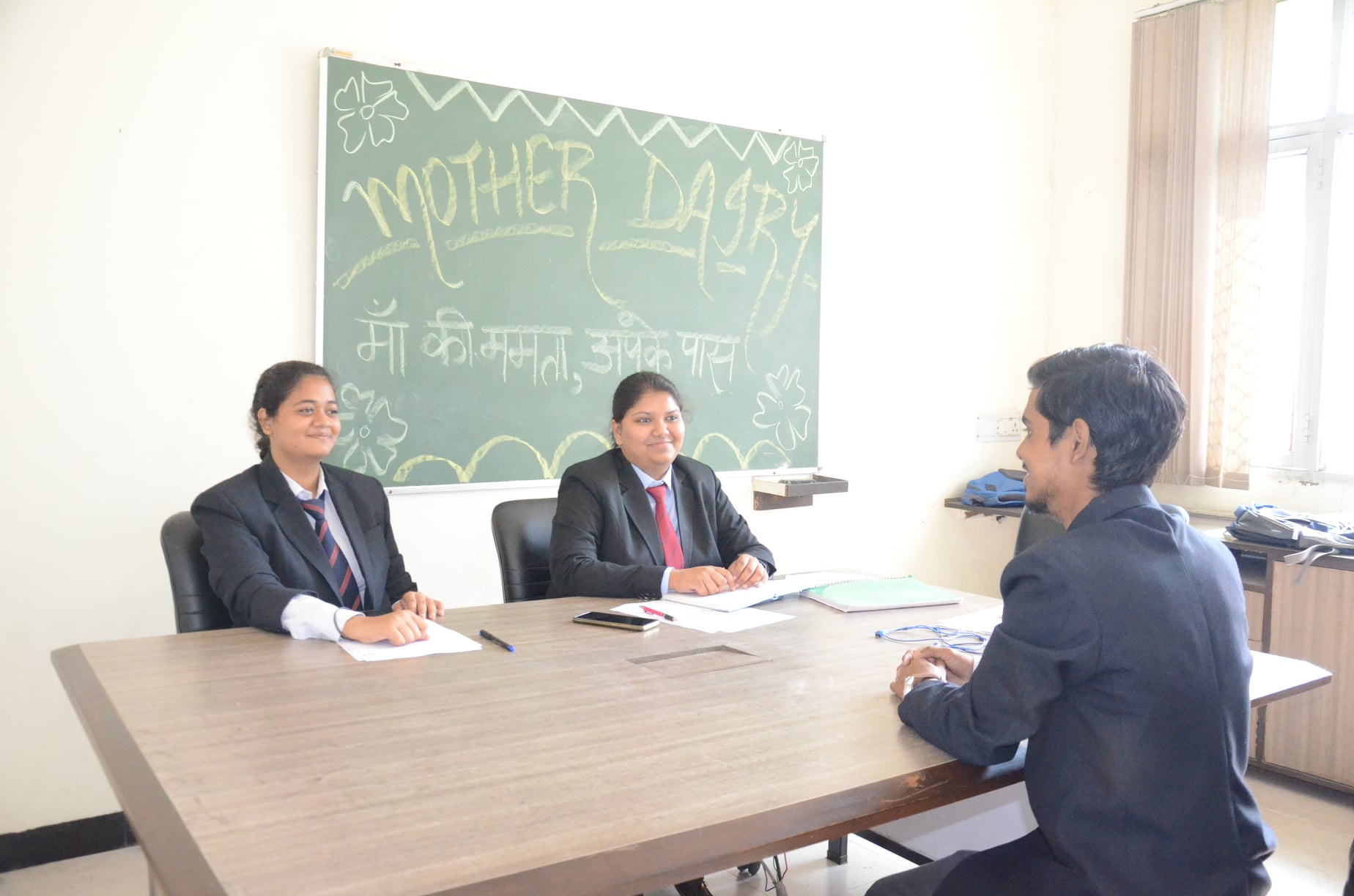 Shri Ram Murti Smarak International Business School Others(6)