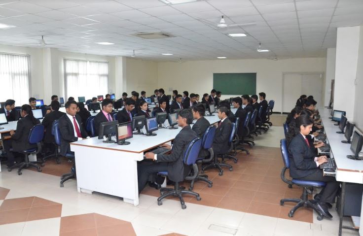 Shri Ram Murti Smarak International Business School Labs
