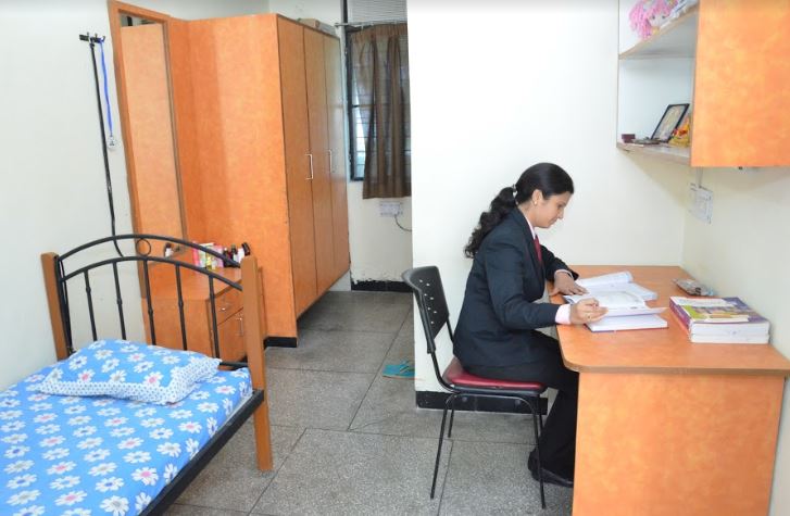 Shri Ram Murti Smarak International Business School Hostel Room