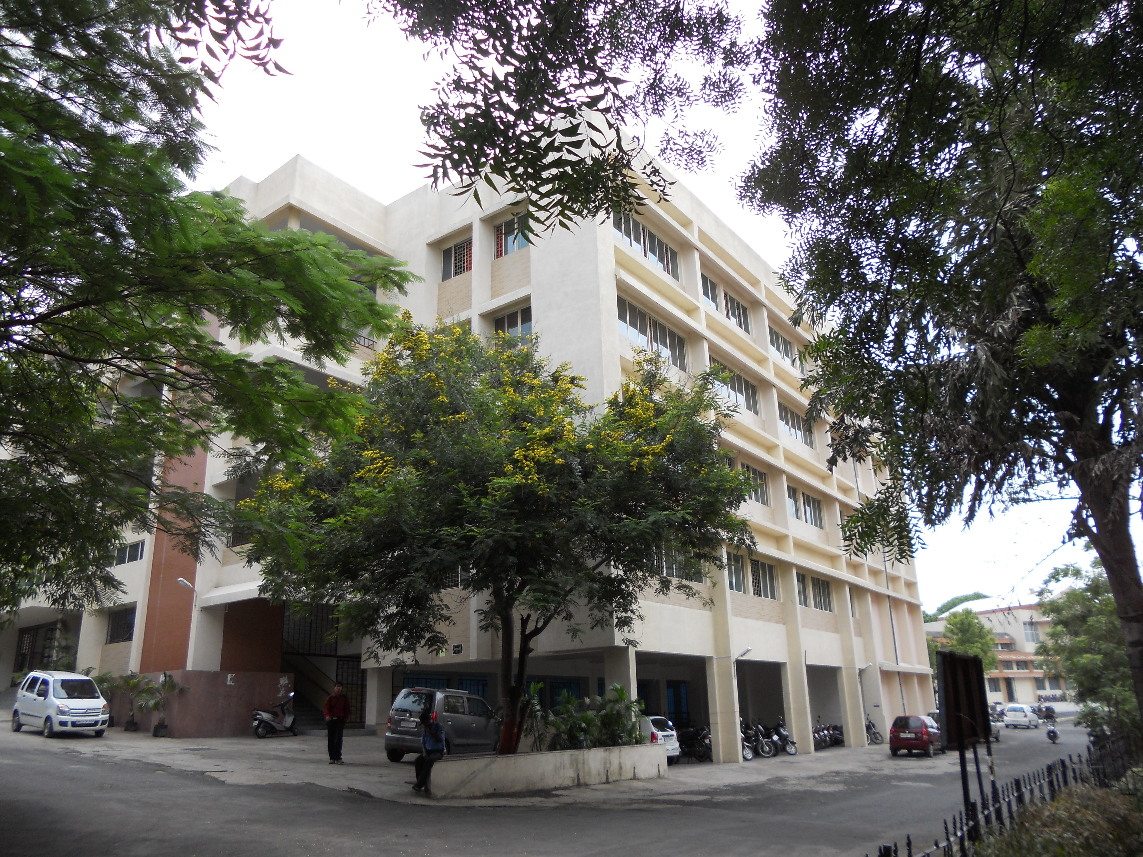 Ramdeobaba University Campus Building(2)