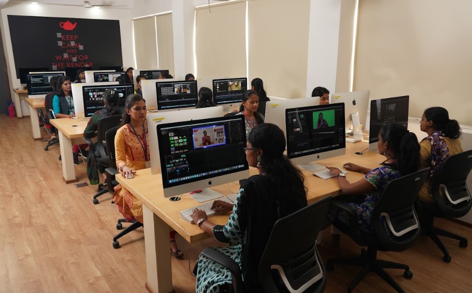 Shri Shankarlal Sundarbai Shasun Jain College for Women Labs