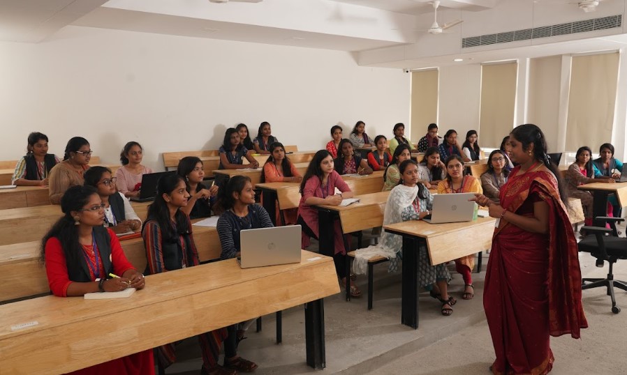 Shri Shankarlal Sundarbai Shasun Jain College for Women Classroom