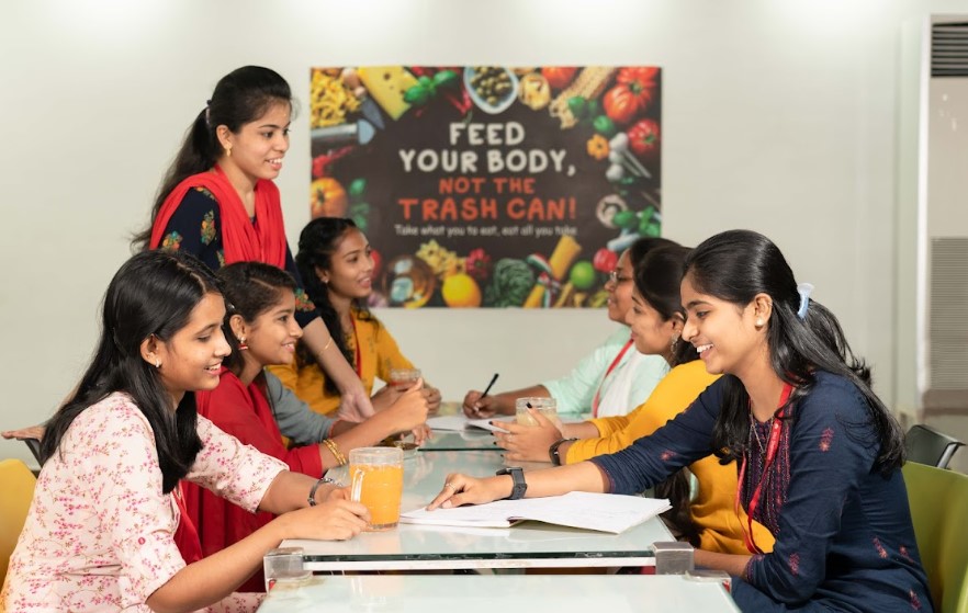 Shri Shankarlal Sundarbai Shasun Jain College for Women Campus Building(15)