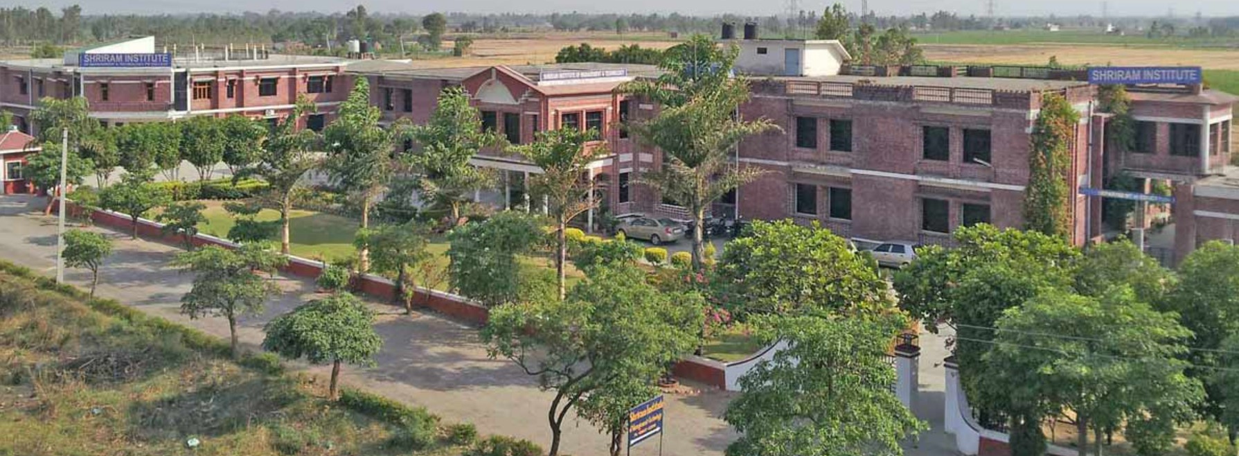 Shriram Institute of Management and Technology (SIMT) Campus Building