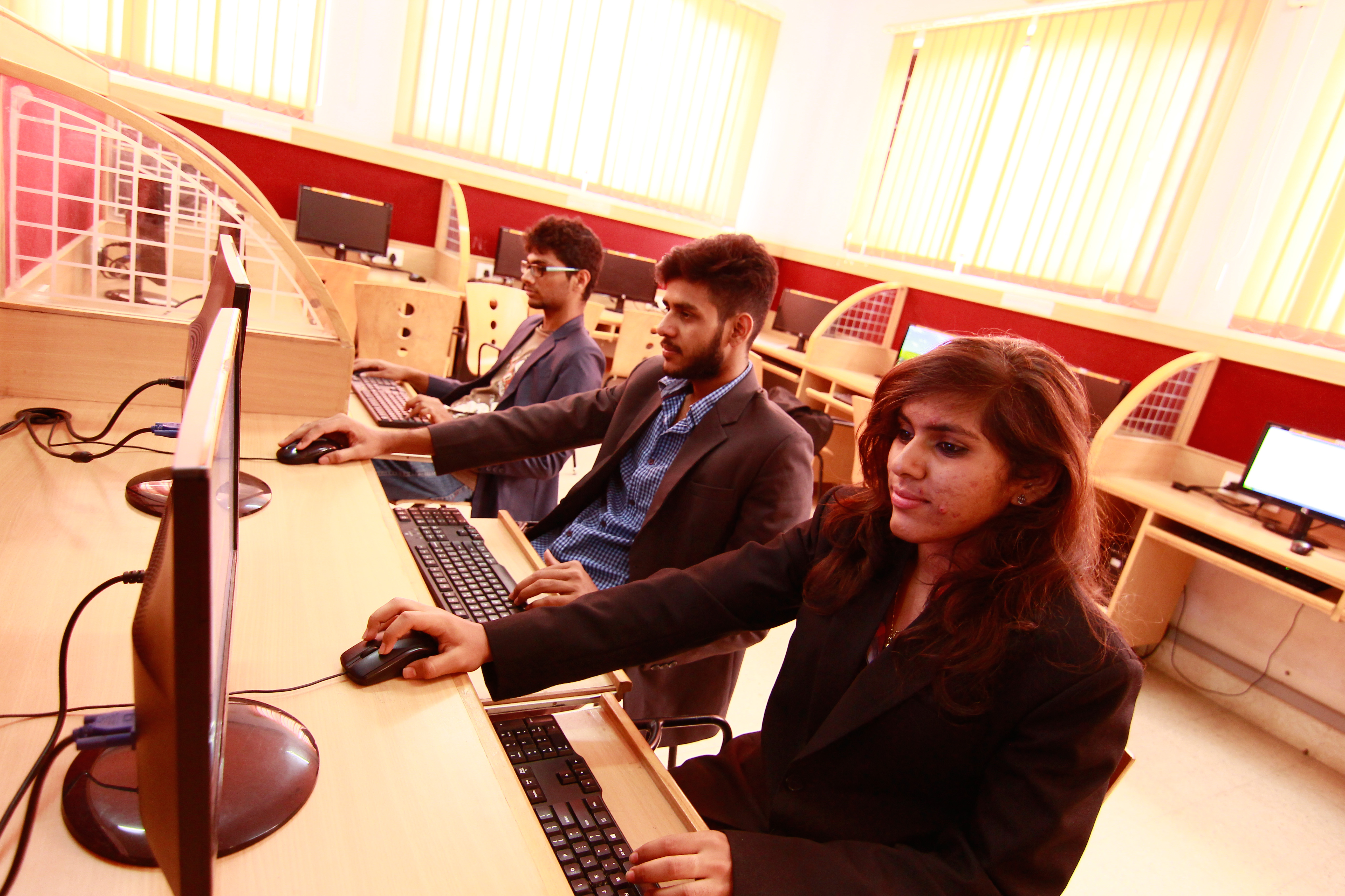 Sindhi Institute of Management - SIM Labs