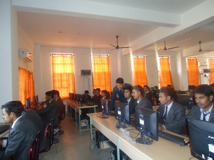 Sri Balaji PG Mahavidyalaya Labs