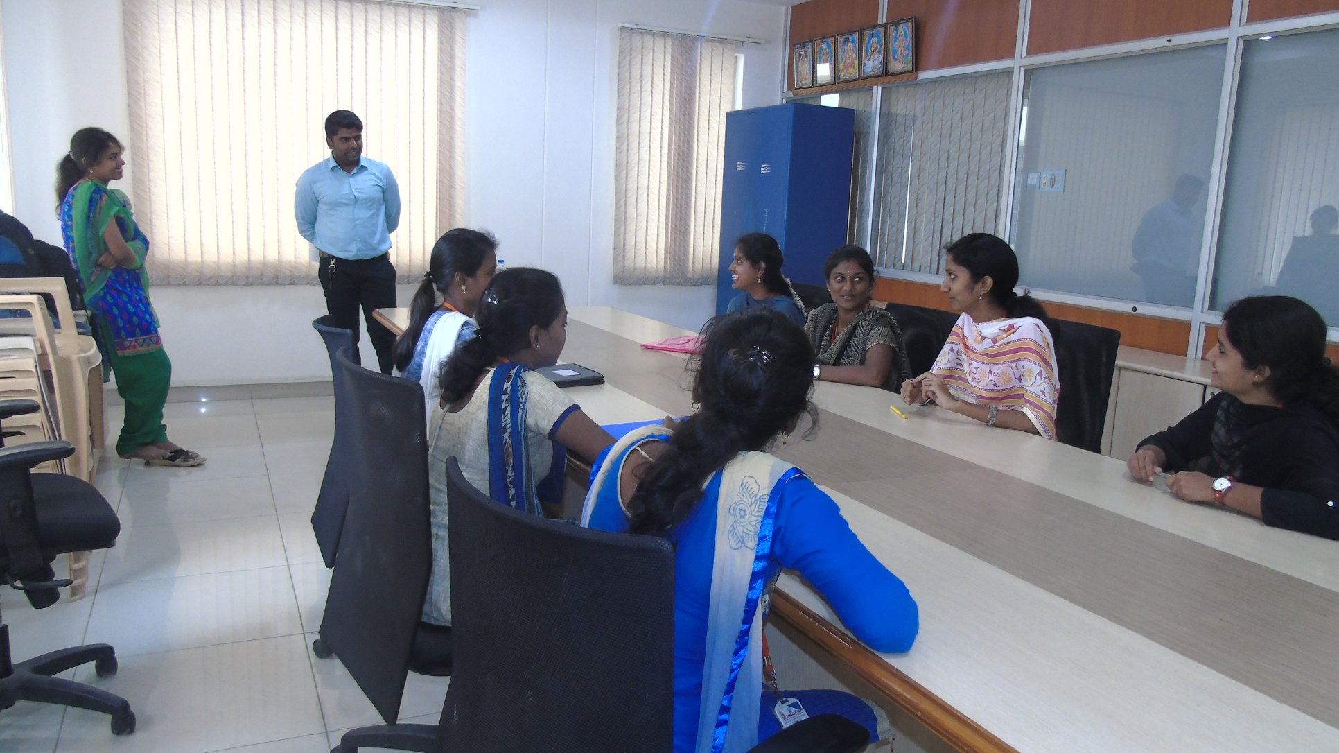 Sri Ranganathar Institute of Engineering and Technology Conference Room