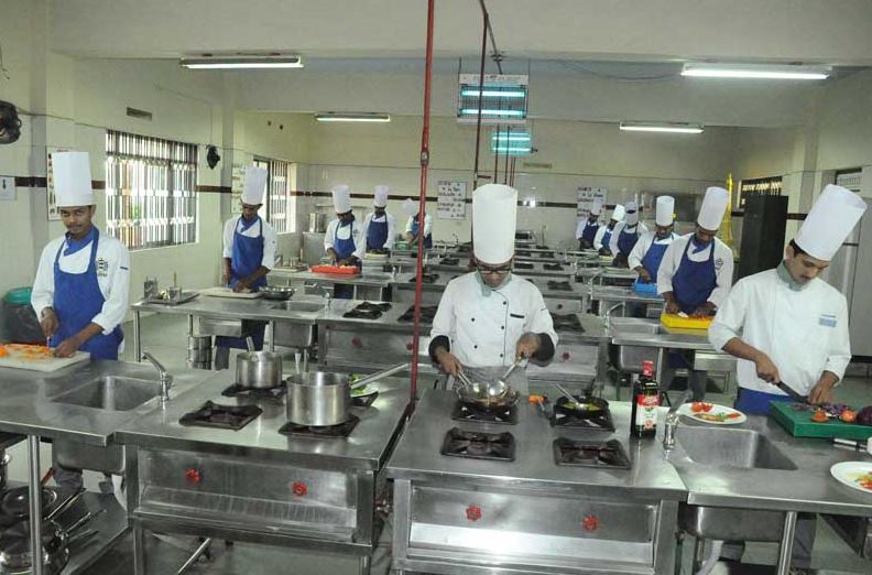 SRM Institute of Hotel Management Labs