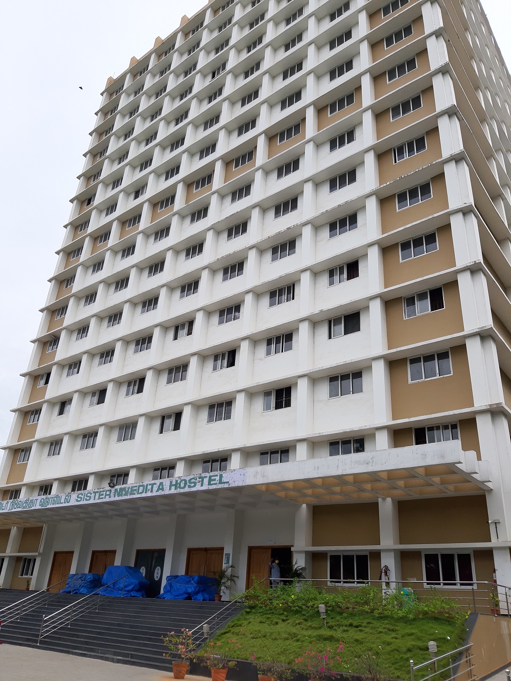 SRM IST Hostel Building