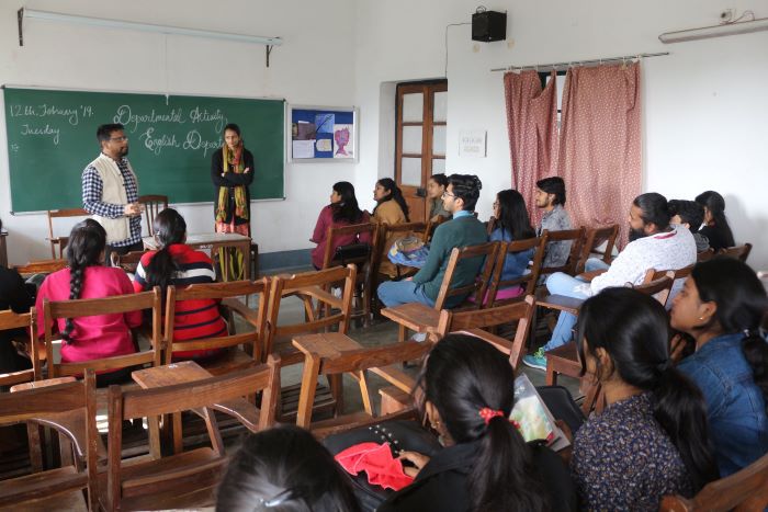 St. Xavier's College of Management and Technology Classroom
