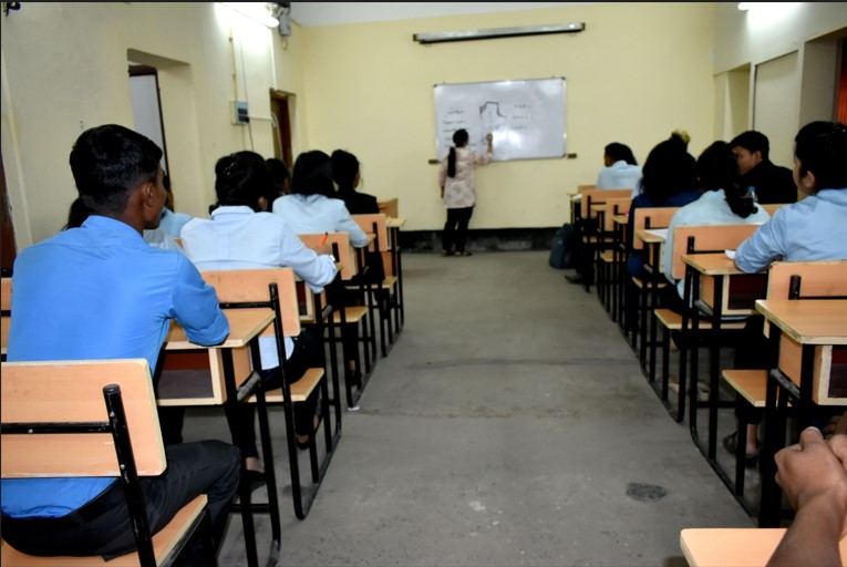 Srimati Techno Institute Classroom(2)