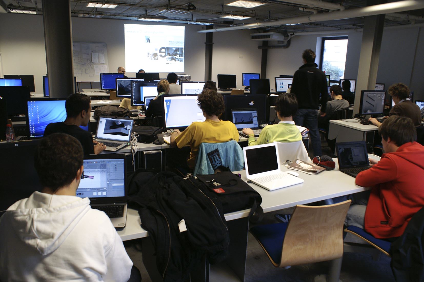 Strate School of Design Labs(1)