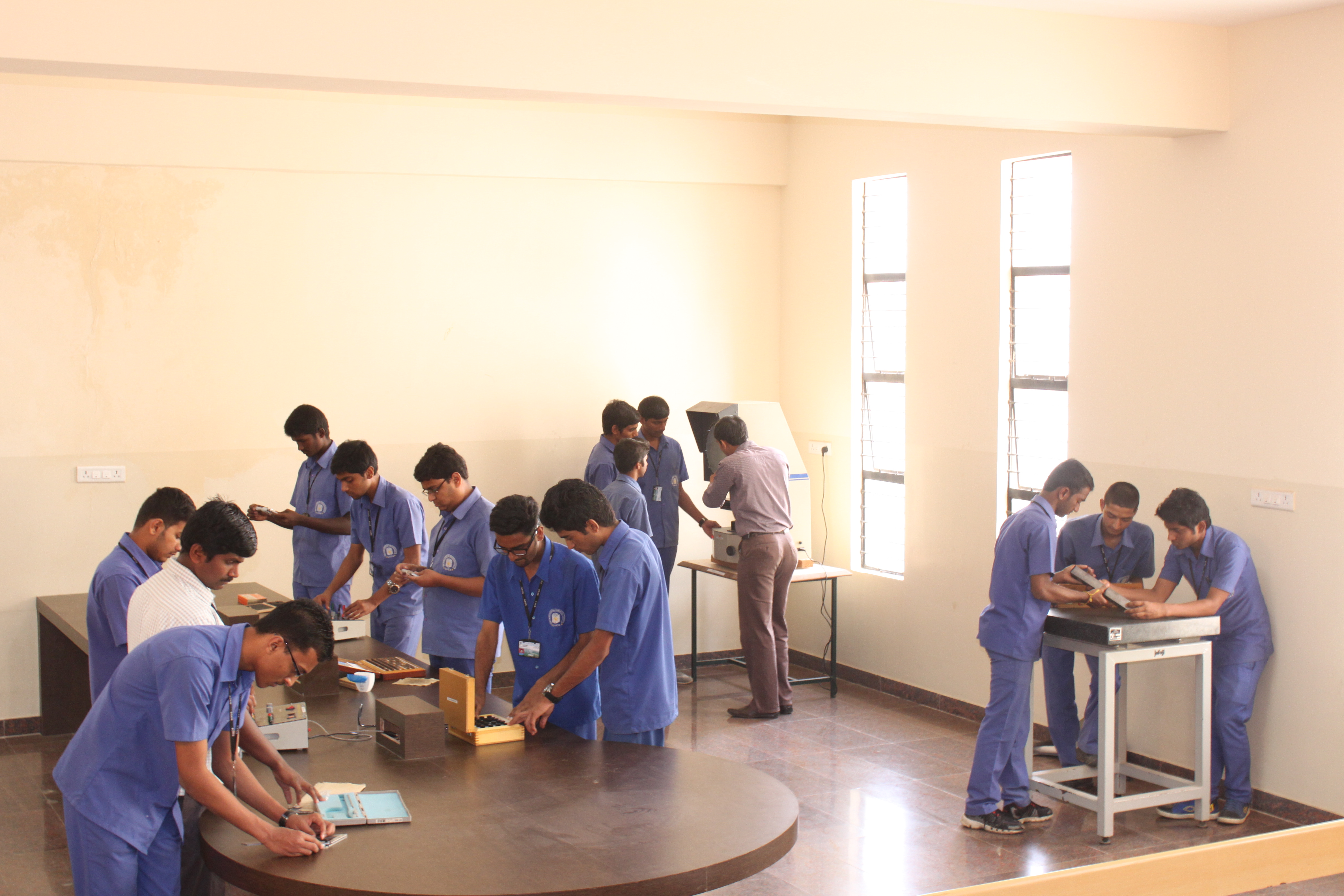 SVCE - Sri Venkateshwara College of Engineering Labs(3)