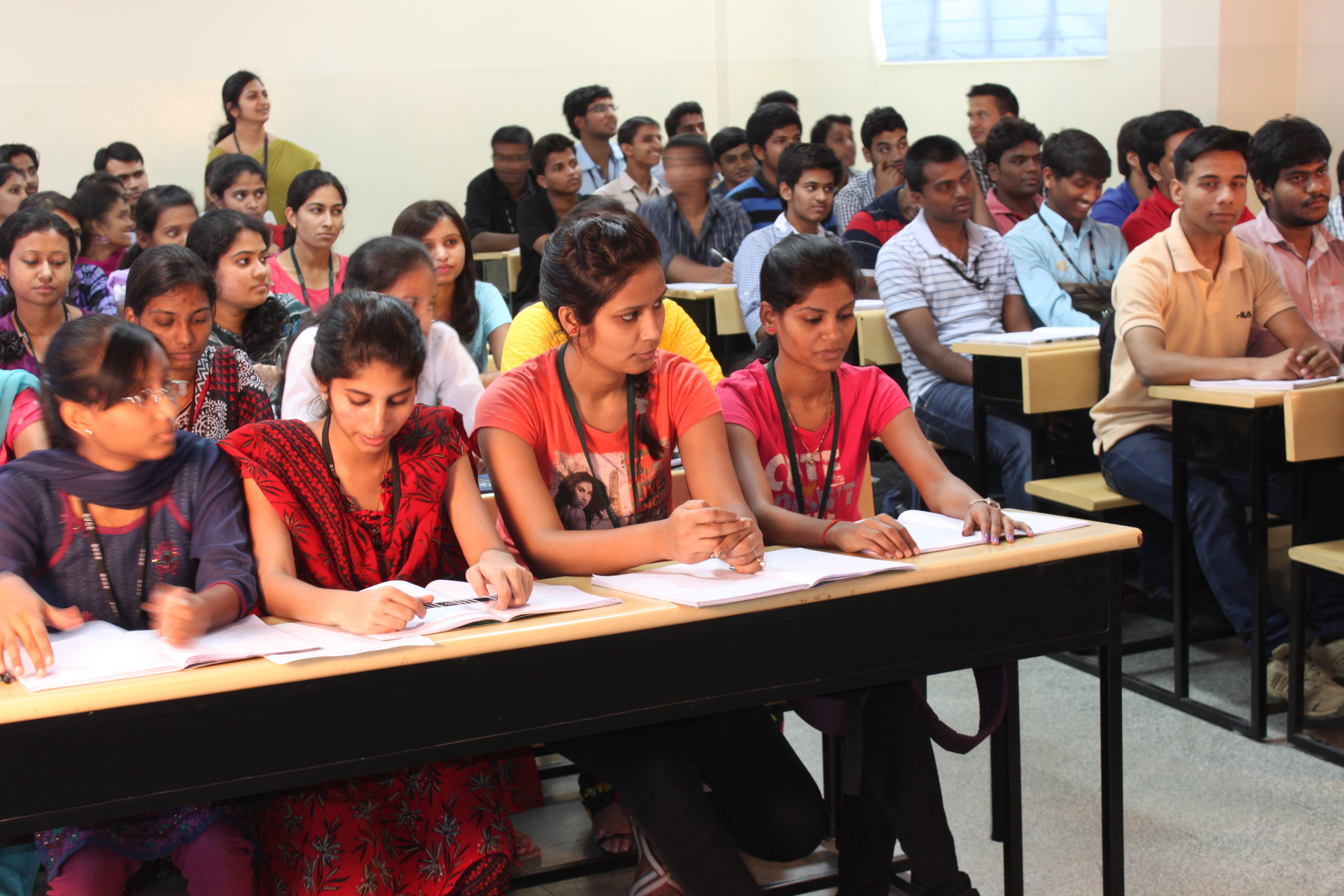 SVCE - Sri Venkateshwara College of Engineering Classroom(2)