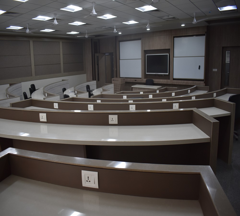 SVKM'S NMIMS School of Commerce, Dhule Classroom