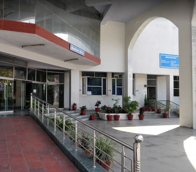 Swami Sarvanand Giri Regional Centre Academic Block