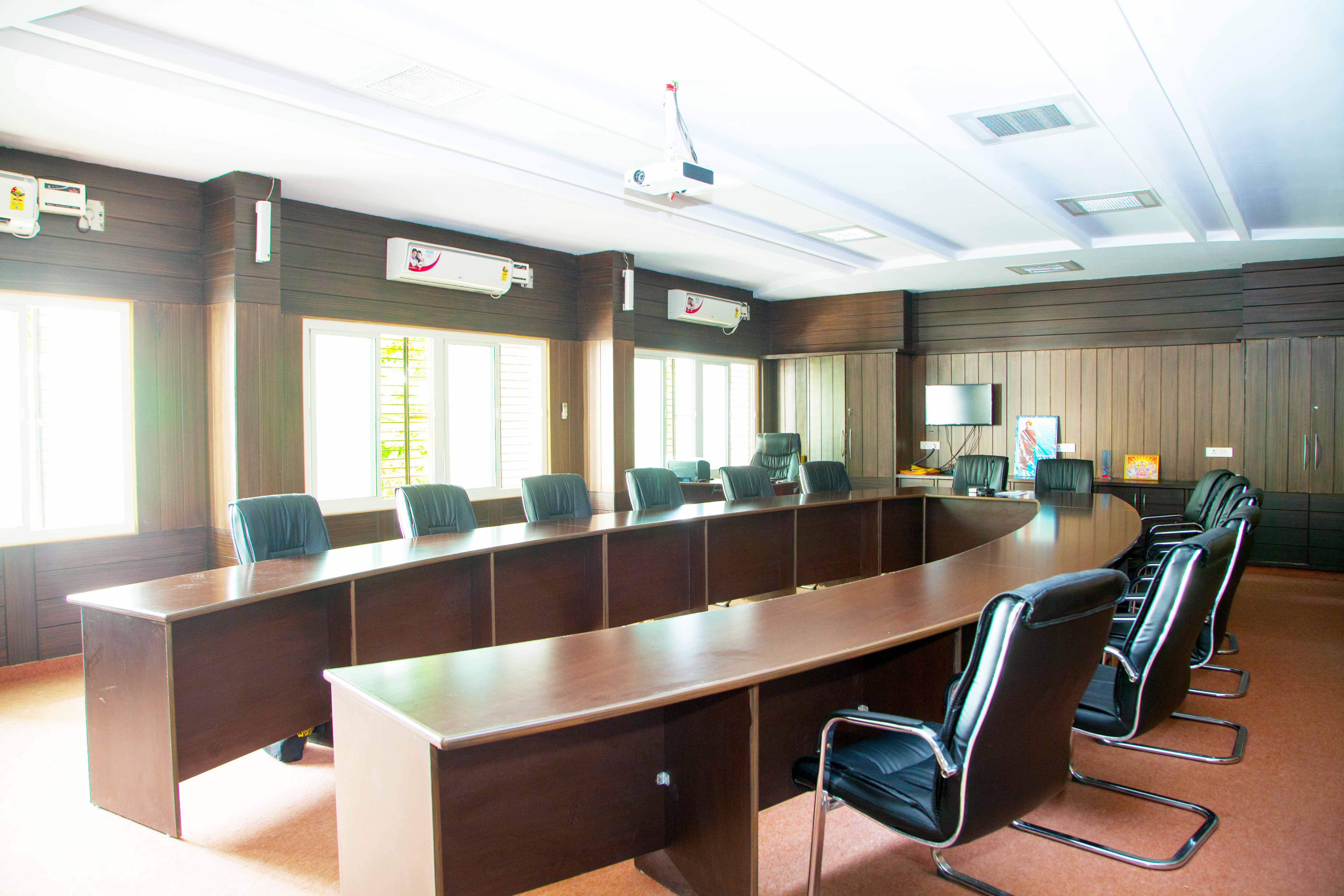 Swami Vivekananda Institute of Technology Conference Room