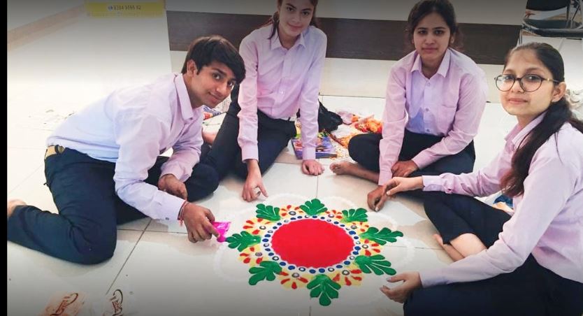TC Business School Students Work