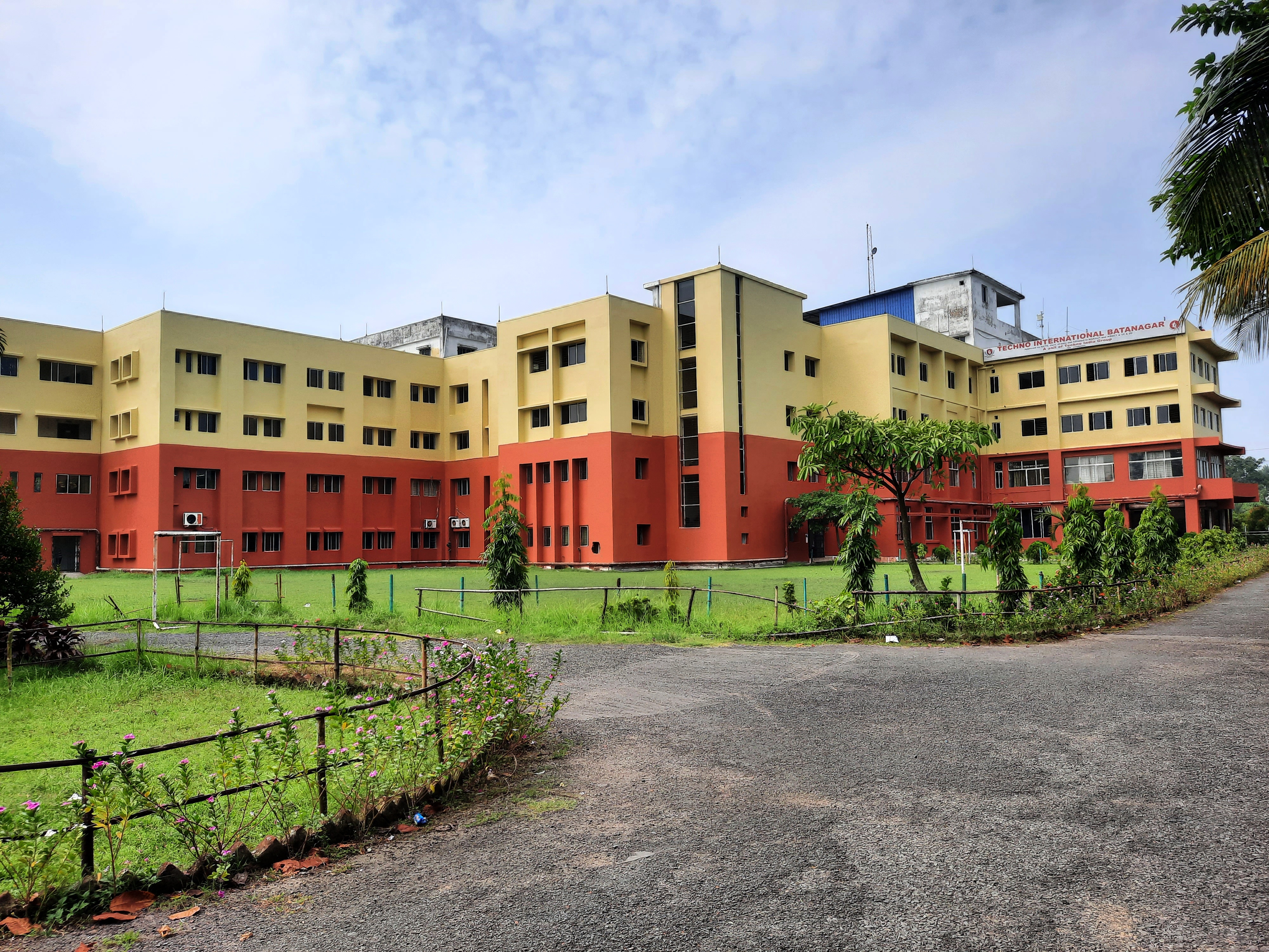 Techno International Batanagar Campus Building(3)