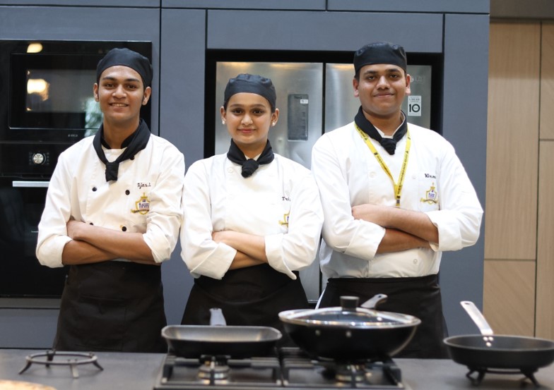 Thakur Institute of Hotel Management Campus Building(4)