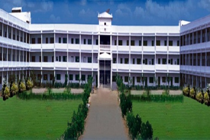 Thangavelu Engineering College Campus Building