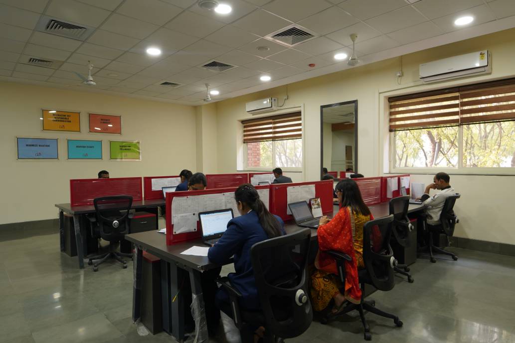 The Lalit Suri Hospitality School Labs(9)