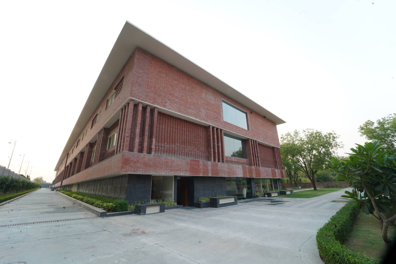 The Lalit Suri Hospitality School Campus Building(1)