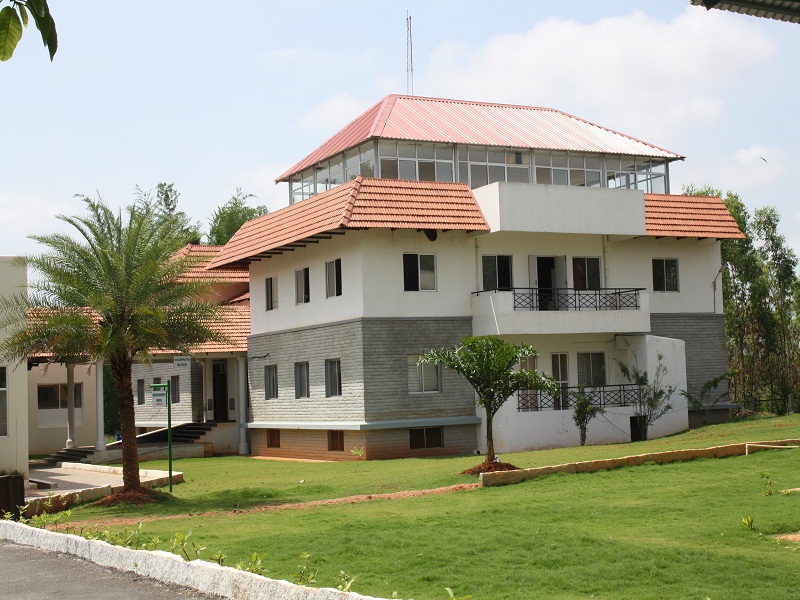The University of Trans-Disciplinary Health Sciences and Technology Campus Building(1)